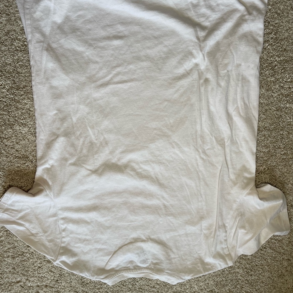 Levi’s t shirt